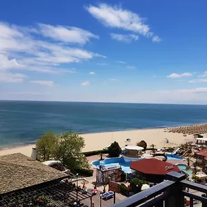 Golden Sands Rentals Apartments Апартаменты
